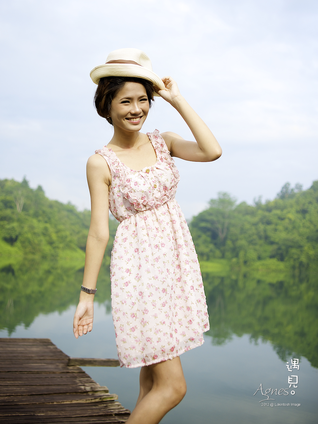 http://www.lokkerkhwang.com/agnes/14.jpg